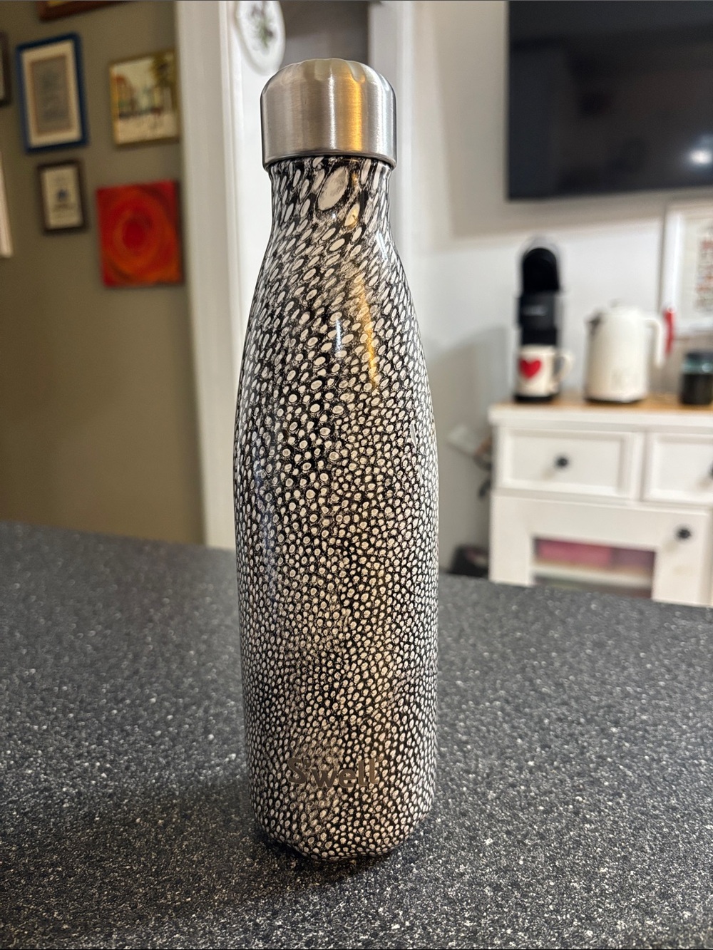 S’well Stingray pattern Stainless Water Bottle 17 oz.